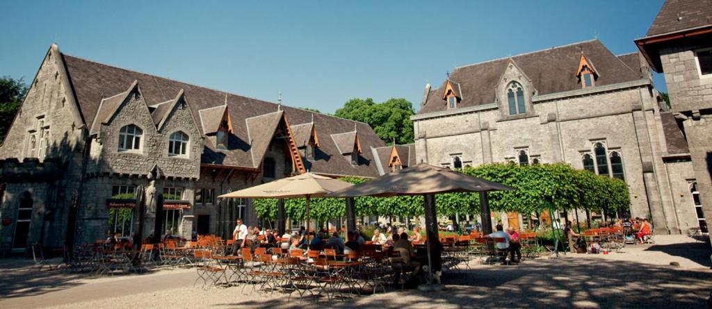 Au Fond Du Jardin Hotel Profondeville Luaran gambar